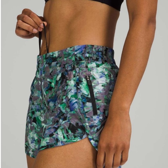 lululemon shorts for sale - Picture 2 of 3